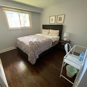 Homestay Yonge And Finch Subway !p Cozy & Quiet Private Bdr With Private Bathroom, Toronto