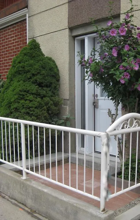 Apartment Dovercourt Village Mews Toronto